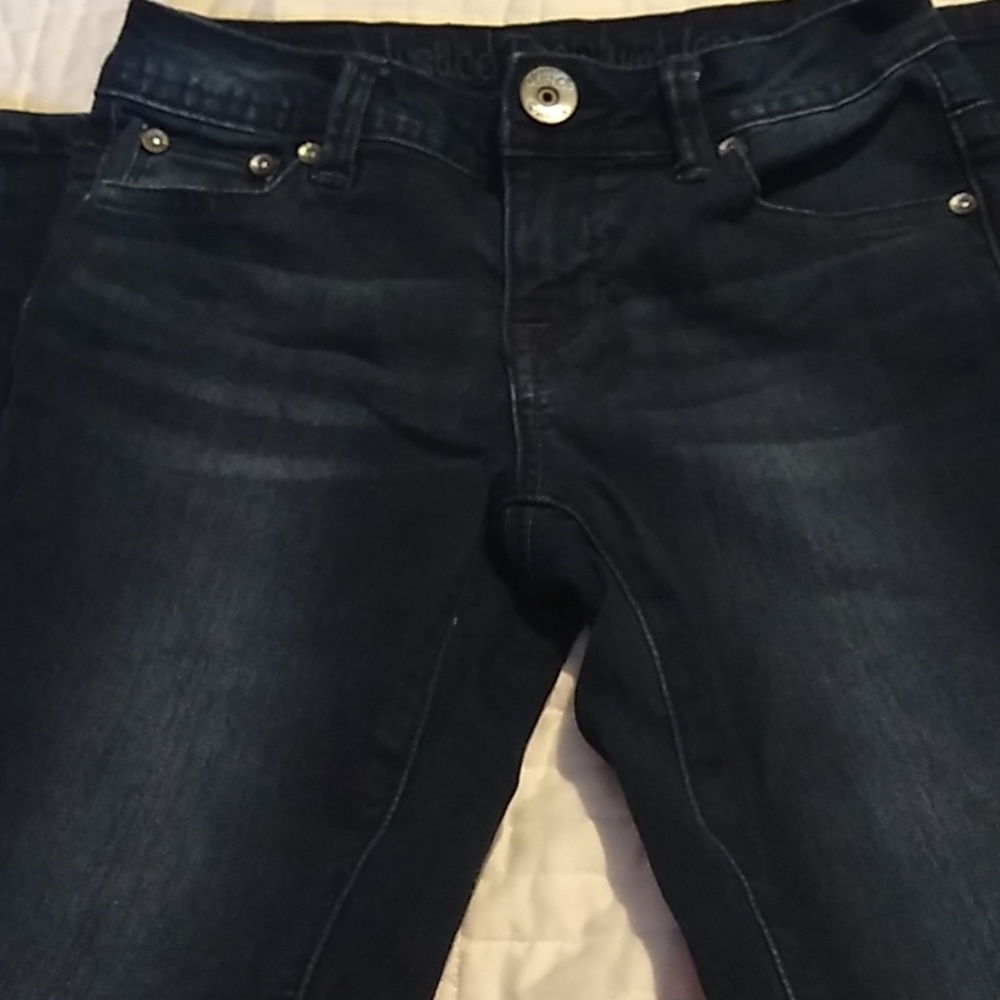 Jeans - Picture 2 of 4